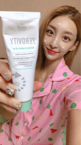 23years old 제로비티 인텐시브 베리어 — 3.33점을 준 리뷰어가 2018년 8월 올린 사용 사진