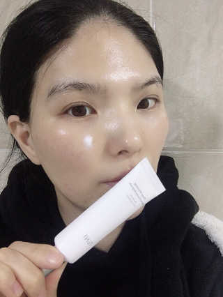 [76N1]딥 화이트닝 마이크로 크림앰플 — 5점을 준 리뷰어가 2019년 11월 올린 사용 사진