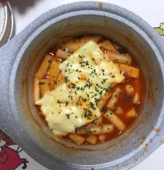 홍대미미네국물떡볶이 [홍대미미네]오리지널 국물 떡볶이4팩 + 라면사리 — 5점을 준 리뷰어가 2019년 4월 올린 사용 사진