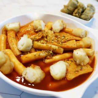 두번째 국떡 국가대표 떡볶이 1팩 + 영미칩 2봉 증정 — 5점을 준 리뷰어가 2019년 2월 올린 사용 사진