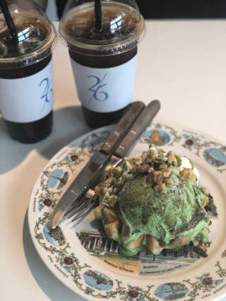 [카페26] 와플 아이스크림+아메리카노 2잔 set — 5점을 준 리뷰어가 2018년 8월 올린 사용 사진