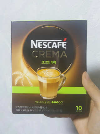 네스카페 코리아 네스카페 크레마 코코넛라떼 — 5점을 준 리뷰어가 2018년 1월 올린 사용 사진