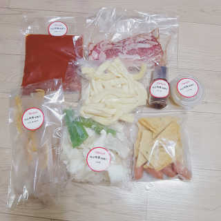 식스레시피 마라떡볶이 쿠킹박스 2인분 — 5점을 준 리뷰어가 2019년 6월 올린 사용 사진