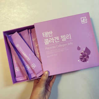 네츄럴굿띵스 태반 콜라겐 젤리 15포 — 5점을 준 리뷰어가 2018년 12월 올린 사용 사진