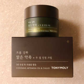 토니모리 프롬 강화 맑은 약쑥 두 겹 진정 크림 — 5점을 준 리뷰어가 2019년 9월 올린 사용 사진