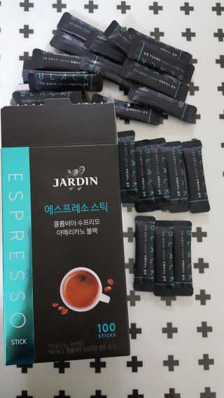 (주)쟈뎅 쟈뎅 에스프레소 스틱 아메리카노 블랙 — 5점을 준 리뷰어가 2018년 10월 올린 사용 사진