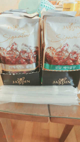 (주)쟈뎅 쟈뎅 시그니처 블랙, 헤이즐넛 230ml — 5점을 준 리뷰어가 2018년 7월 올린 사용 사진
