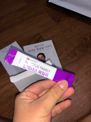 라플레 유해균을 이겨 튼튼한 장으로,  인빅터스 패밀리 — 4.5점을 준 리뷰어가 2019년 10월 올린 사용 사진