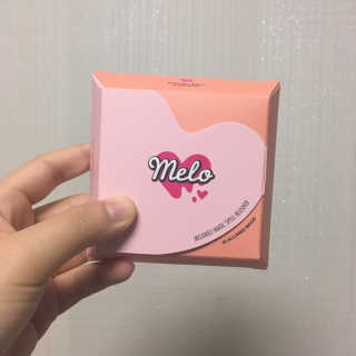 멜로멜리 매직스펠 블러셔 — 3.5점을 준 리뷰어가 2018년 11월 올린 사용 사진