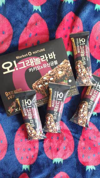 오그래놀라 카카오유산균볼 오그래놀라바 카카오앤유산균볼 — 5점을 준 리뷰어가 2020년 3월 올린 사용 사진