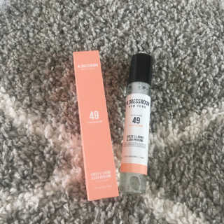 더블유드레스룸 드레스퍼퓸 150ml — 4.17점을 준 리뷰어가 2018년 6월 올린 사용 사진