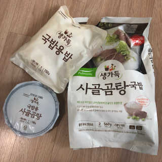 [풀무원] 사골곰탕국밥 황태해장국밥 — 4.5점을 준 리뷰어가 2018년 6월 올린 사용 사진