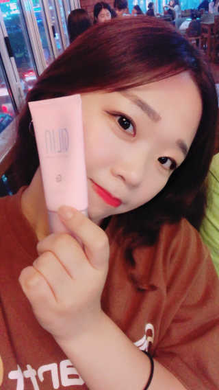 벨라수 기린 넥프팅 크림 — 4.5점을 준 리뷰어가 2018년 9월 올린 사용 사진