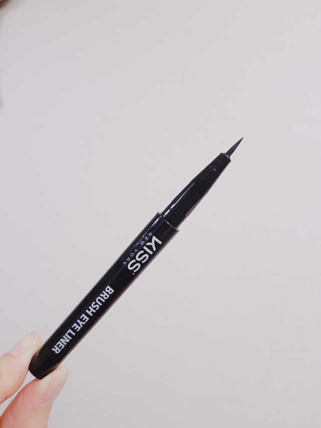 키스뉴욕 브러쉬 아이라이너 리뷰 사진