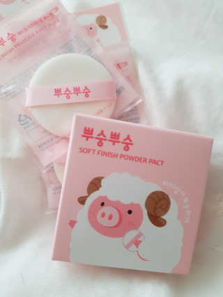 미팩토리 뿌숭뿌숭팩트 + 퍼프 2개 추가 증정 — 4점을 준 리뷰어가 2019년 3월 올린 사용 사진