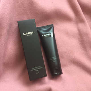 레이블옴므-labelhomme 포 리펙션 클렌징&쉐이빙 폼 — 3.5점을 준 리뷰어가 2017년 1월 올린 사용 사진