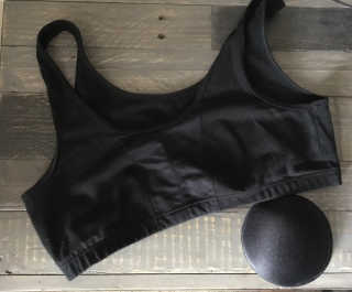 크리비아 Clivia Padded Yoga Sports Bra — 2.83점을 준 리뷰어가 2018년 6월 올린 사용 사진