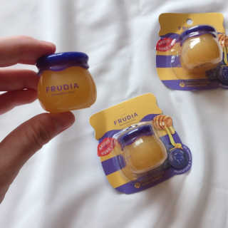 [후르디아] 블루베리 과즙 듬뿍 꿀과즙립밤 3개 세트 — 5점을 준 리뷰어가 2019년 10월 올린 사용 사진