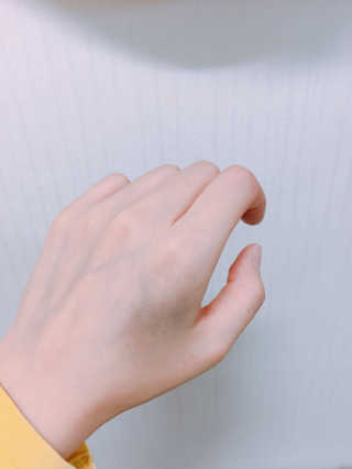 다슈코리아 다슈 안티 헤어로스 헤어쿠션 16g — 4.67점을 준 리뷰어가 2017년 9월 올린 사용 사진