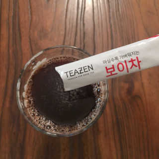 티젠 보이차 + 마이보틀 세트 — 4.17점을 준 리뷰어가 2018년 6월 올린 사용 사진