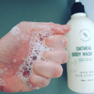 (주)에네스티 내추럴 촉촉  오트밀 바디워시 500ml — 5점을 준 리뷰어가 2019년 11월 올린 사용 사진