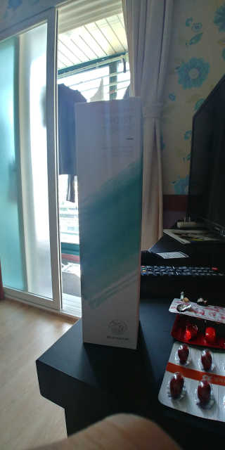 뷰디아니 지친 내 피부를 위한 첫 수분 모이스트 01 토너 — 4.5점을 준 리뷰어가 2018년 5월 올린 사용 사진
