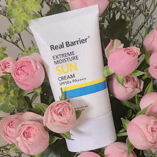 리얼베리어 익스트림 모이스처 선크림 SPF50+ PA++++ — 5점을 준 리뷰어가 2019년 4월 올린 사용 사진