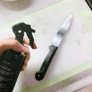 PEACE MOMENT 피스모먼트 인세컨즈포키친 320mL 천연살균소독제 — 4점을 준 리뷰어가 2019년 2월 올린 사용 사진