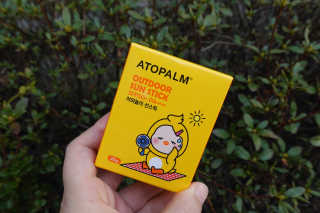아토팜 야외놀이 선스틱 SPF50+ PA++++ — 5점을 준 리뷰어가 2020년 3월 올린 사용 사진
