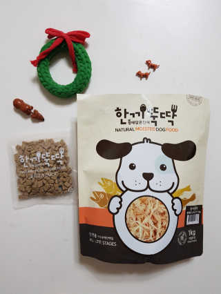 [펫토리아] 맛도 영양도 BEST 한끼뚝딱 강아지 사료 — 4.67점을 준 리뷰어가 2018년 12월 올린 사용 사진