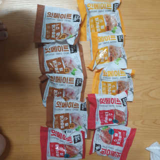 개근질마트 잇메이트 스팀 닭가슴살 혼합 1kg — 5점을 준 리뷰어가 2019년 11월 올린 사용 사진