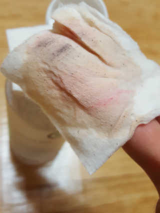 아이소이 센시티브 스킨 안티 더스트 클렌징워터 — 5점을 준 리뷰어가 2018년 7월 올린 사용 사진