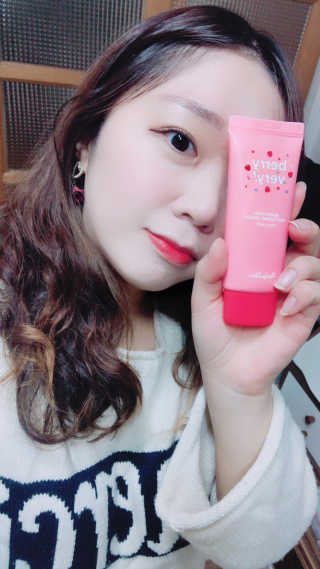 데일리스킨 피치피치, 베리베리, 밀크밀키 화이트닝크림 — 5점을 준 리뷰어가 2018년 11월 올린 사용 사진