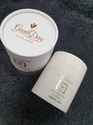 GoodDay Skincare GoodDay 강황크림 50g — 5점을 준 리뷰어가 2019년 12월 올린 사용 사진