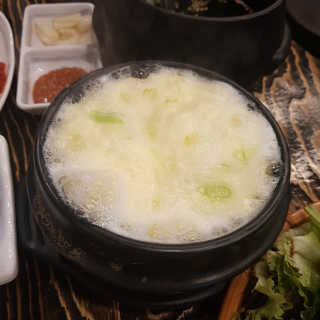 고향원조숯불닭갈비 [고향산천원조숯불닭갈비] 뼈없는 숯불닭갈비 2인세트 — 3.5점을 준 리뷰어가 2018년 10월 올린 사용 사진