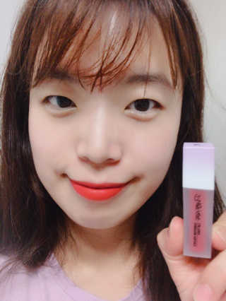터치인솔 프리티필터 쉬폰 벨벳 립틴트 — 4.83점을 준 리뷰어가 2018년 10월 올린 사용 사진