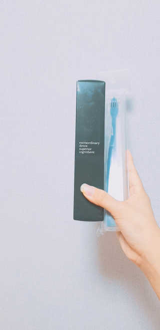 the naked object 디블랙팩치약 디블랙칫솔 세트 — 4점을 준 리뷰어가 2019년 1월 올린 사용 사진