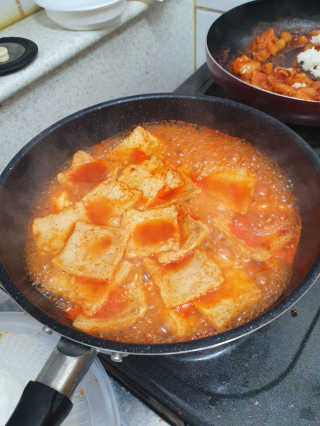 [홍코너떡볶이]옛날떡볶이 인기맛 4팩세트 — 5점을 준 리뷰어가 2019년 11월 올린 사용 사진