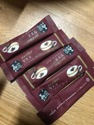 (주)쟈뎅 쟈뎅 까페모리 핫초코 50개입 — 3.17점을 준 리뷰어가 2017년 12월 올린 사용 사진