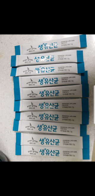 [빙그레] 에버그로 생유산균 1봉（10포입）+펫밀크2팩 — 5점을 준 리뷰어가 2019년 3월 올린 사용 사진