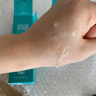 오지아이 워터 밤 모이스처 스킨 에센스 180ml — 5점을 준 리뷰어가 2020년 2월 올린 사용 사진
