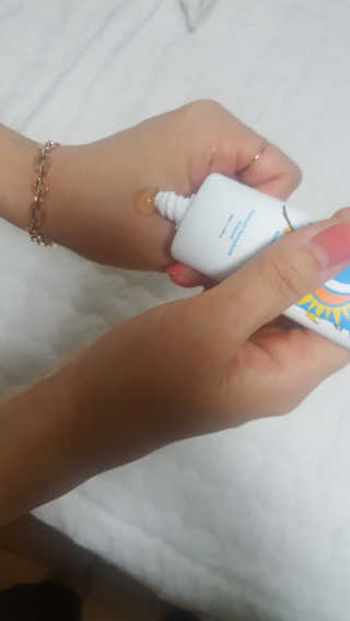 브이테라D 더마엘라비에 브이테라 D 발효 허니부쉬 에센스 — 4점을 준 리뷰어가 2019년 5월 올린 사용 사진