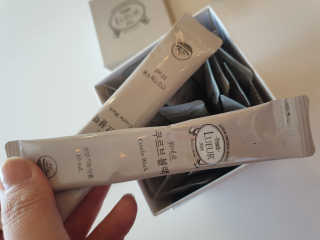[하우투잇] 뤼에르 쿠르브 블랙 10ml x 30포 총 300ml — 4점을 준 리뷰어가 2020년 3월 올린 사용 사진