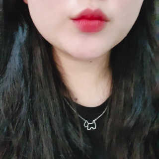 스톤브릭 라커틴트 립스틱스 — 5점을 준 리뷰어가 2019년 10월 올린 사용 사진