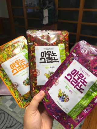 아우노그라노 오리지날, 진짜 베리, 진짜 카카오 — 5점을 준 리뷰어가 2018년 1월 올린 사용 사진