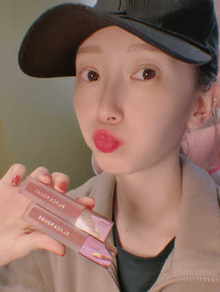 [블랙루즈] 에어 핏 벨벳 틴트5 1+1 — 5점을 준 리뷰어가 2019년 11월 올린 사용 사진