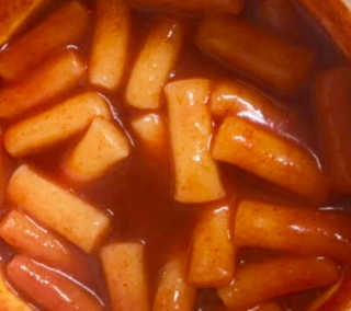 청담동말자싸롱 말자네떡볶이4EA말자네빠삭빠삭감튀5EA — 5점을 준 리뷰어가 2019년 1월 올린 사용 사진