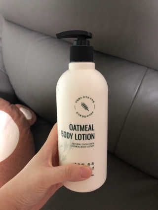 (주)에네스티 내추럴 촉촉  오트밀 바디로션 500ml — 5점을 준 리뷰어가 2019년 10월 올린 사용 사진