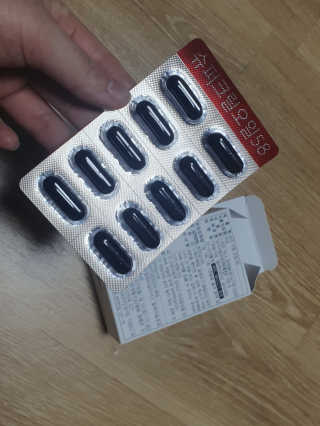 메이준뉴트리 슈퍼 크릴 오일58 1000mg x 30캡슐 — 5점을 준 리뷰어가 2020년 2월 올린 사용 사진