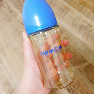 유비맘 PPSU 젖병 노꼭지_260ml_컬러 랜덤 발송 — 4.5점을 준 리뷰어가 2020년 3월 올린 사용 사진
